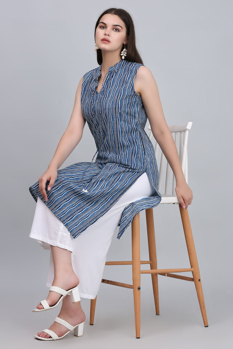 Sleeveless Blue Striped Suit Set