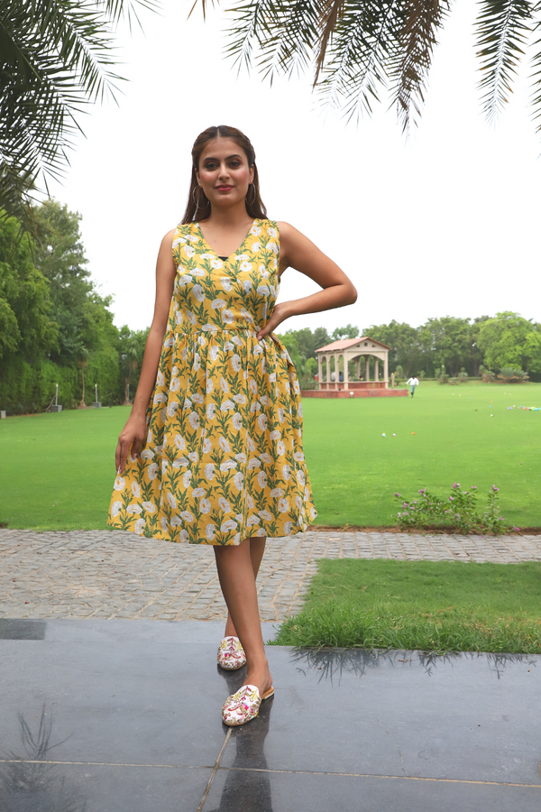 Daisy Yellow Dress